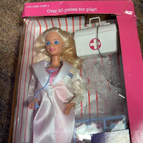 Mattel 1987 “Doctor” Barbie Doll *NEW* - Picture 8 of 9